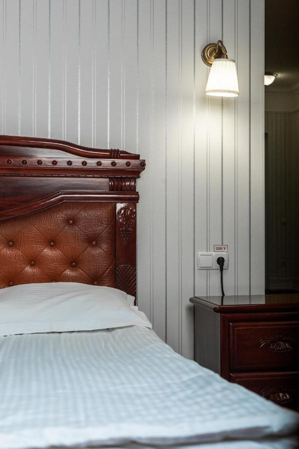 Hotel Aristocrat Černovice Exteriér fotografie
