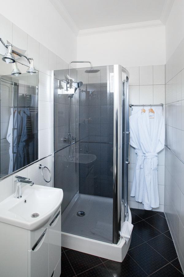 Hotel Aristocrat Černovice Exteriér fotografie
